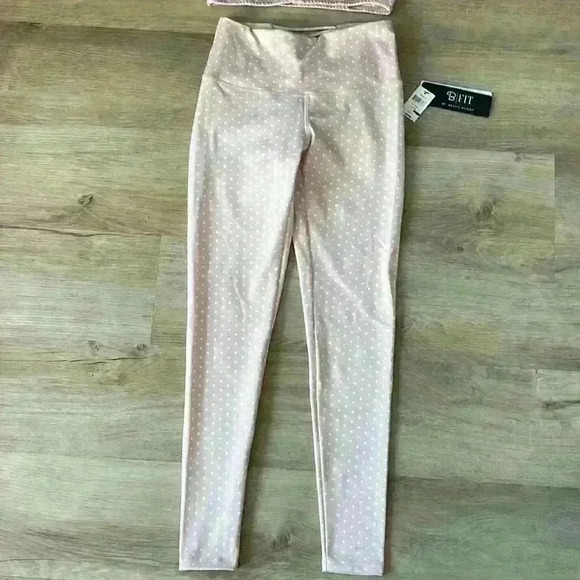 NWT Beach Bunny Isabella Pink w/ White Polka Dots Set (Top 6 bottoms 2) - Picture 4 of 16